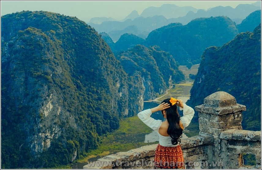 Du Lịch Ninh Bình: Bãi Đính - Tràng An - Hang Múa